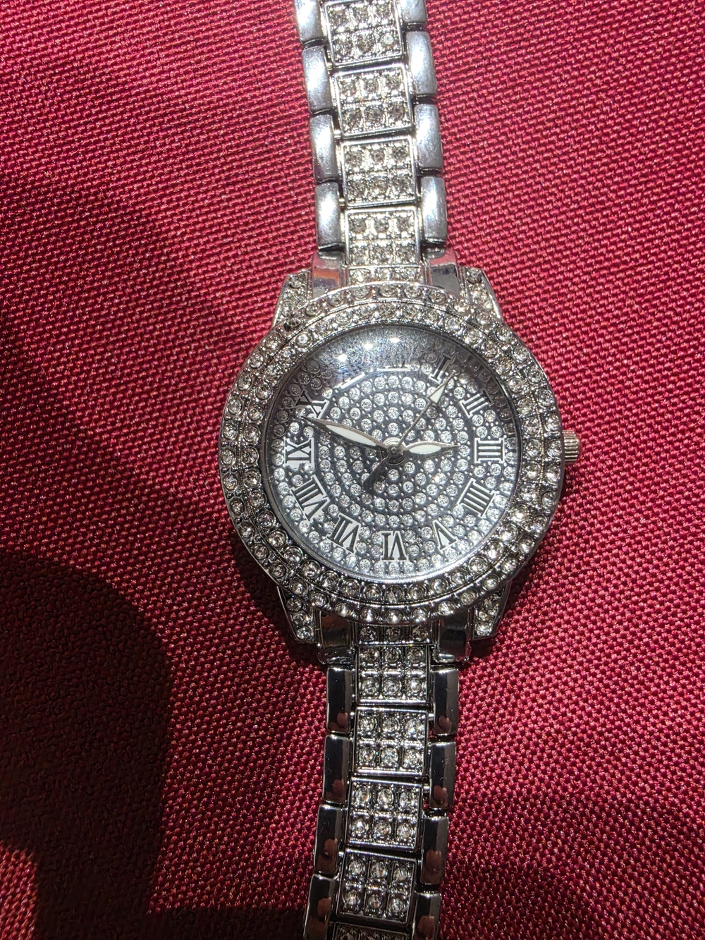 Gorgeous Silver Crystal Pavé Women's Watch - Stylish Bracelet Timepiece